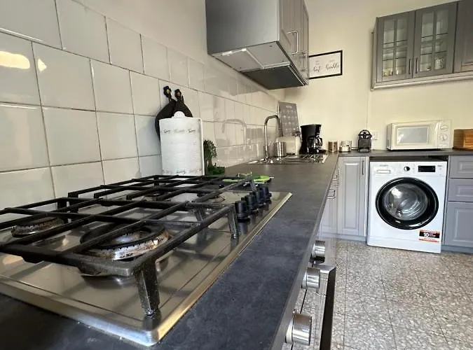 Bed & Breakfast Leonardo Da Vinci - Casa Babette 3*